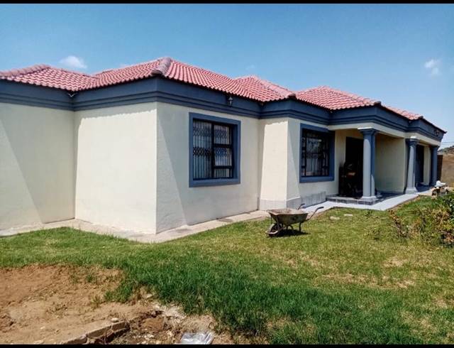 3 BEDROOM HOUSE FOR SALE IN MANKWENG
